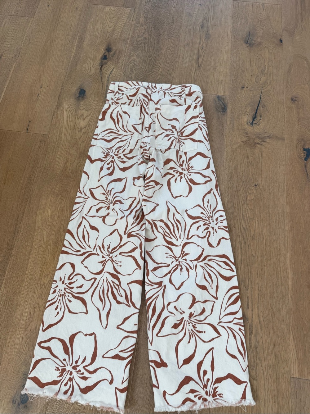 Billabong White Wide-Leg Pants with Brown Floral Print